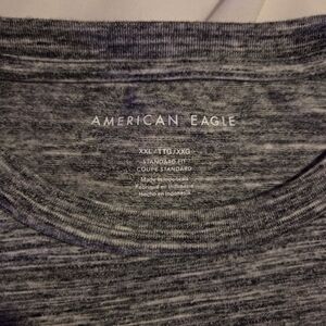 American Eagle Outfitters Gray Short Sleeve Tee